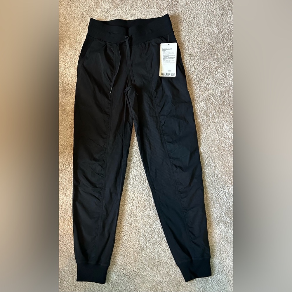 New with tags Lulu Dance Studio MR jogger size 4